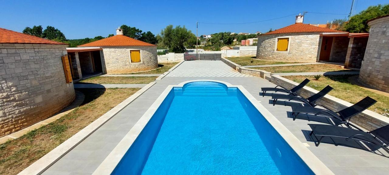 Apartmani Belavic - Kazuni Peruški Exteriör bild